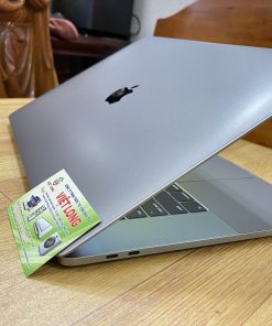 Macbook Pro 2016 Touchbar Cũ Core i7 15in